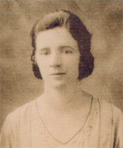 Photo of photos/Janet (Nettie) Miller bn Dalziel 1902